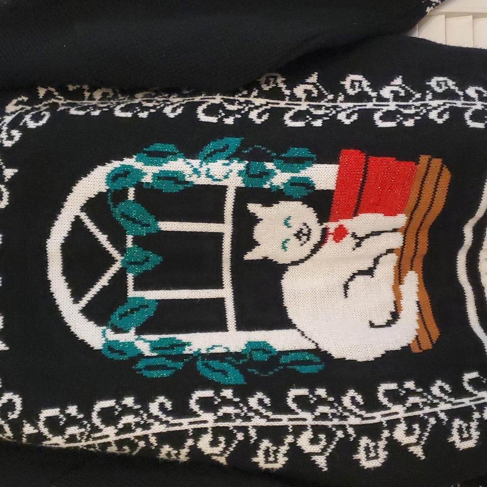 Spunky Vintage Cat In Window  Design Black Sweater, Size Large - Picture 2 of 7